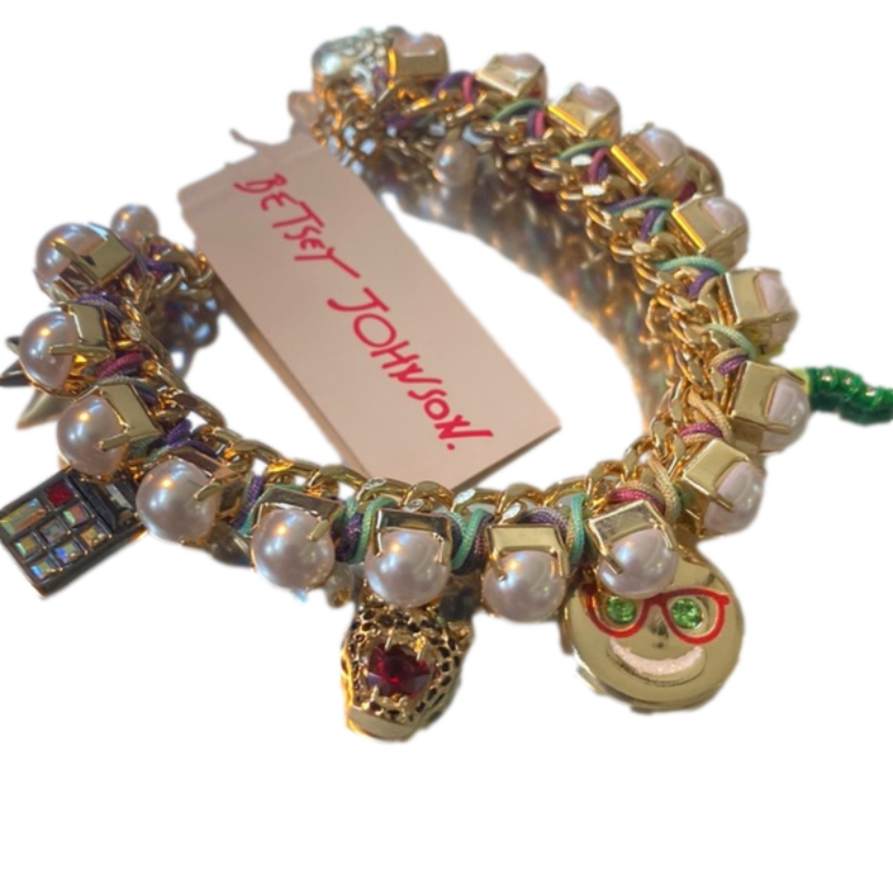 Betsey Johnson, NWT, teacher bracelet with pearls and charms